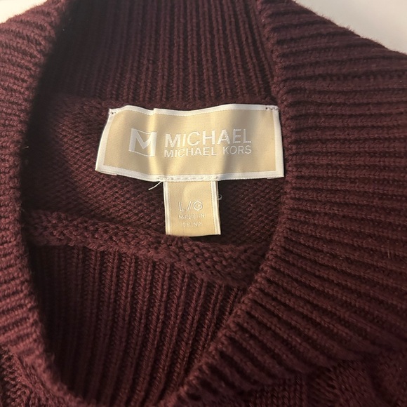 Never been worn Micheal Kors sweater - Picture 2 of 2
